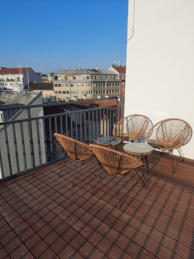Skysuite Holiday Home เวียนนา ภายนอก รูปภาพ