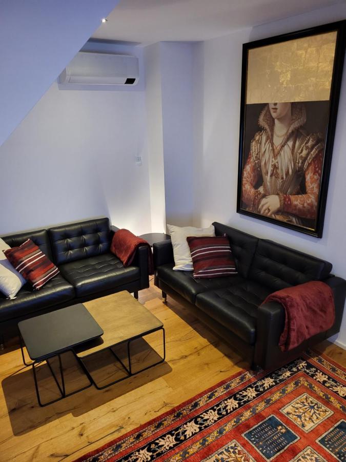 Skysuite Holiday Home เวียนนา ภายนอก รูปภาพ