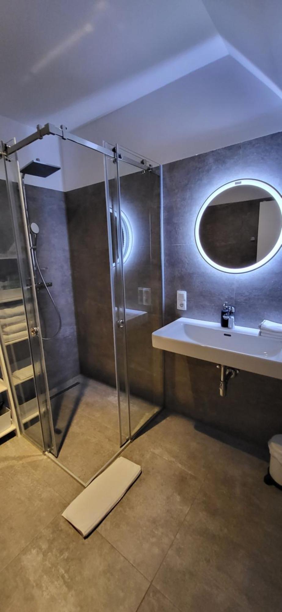 Skysuite Holiday Home เวียนนา ภายนอก รูปภาพ